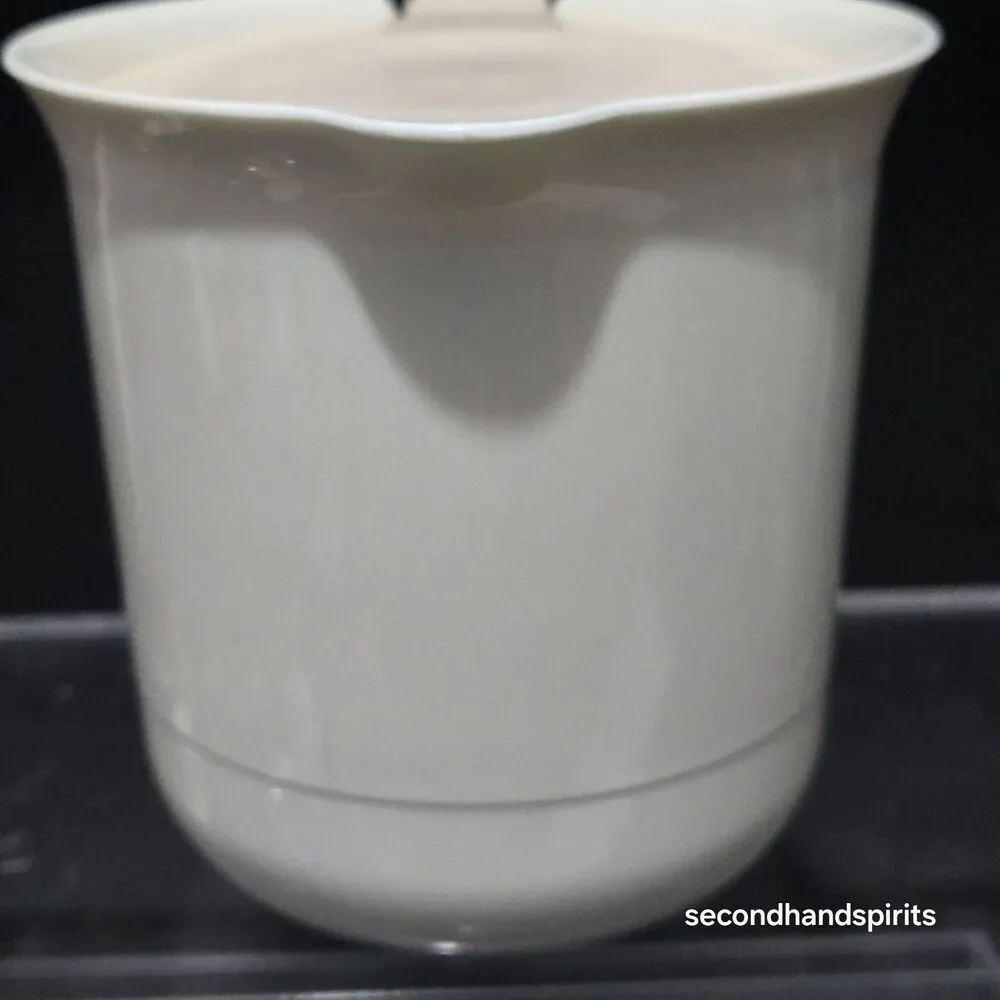 Vtg Tupperware Creamer Beige/White 2309A Pale Pink Snap On Lid Coffee Tea Sugar